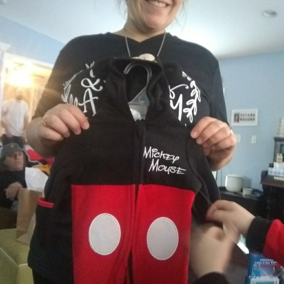 Meet your Posher, Chris - Picture 4 of 4